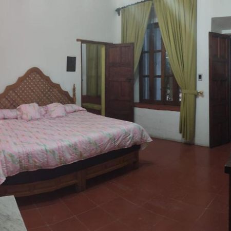 Villa San Francisco Hotel Taxco de Alarcon Buitenkant foto