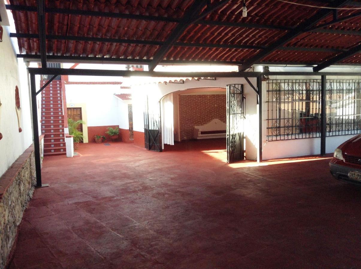 Villa San Francisco Hotel Taxco de Alarcon Buitenkant foto